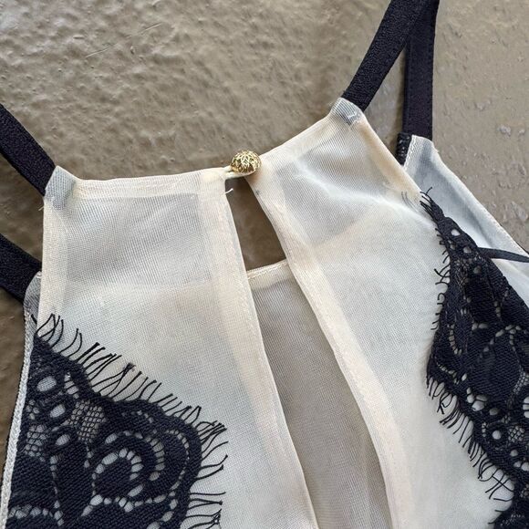 NWT San Joy Dress Sz M Fit & Flare Skater Dress Night Out Lace Nude Mesh Cut Out - Picture 10 of 15